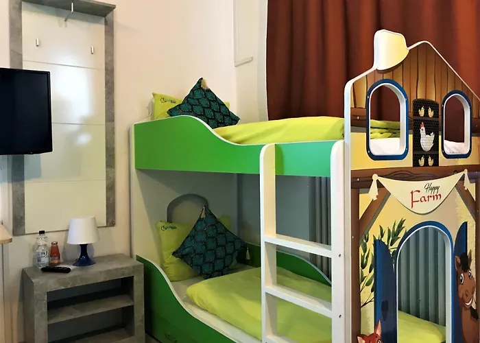 Kristalpark بيت ضيافة 3*